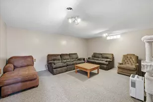 3926 3rd Ave E, Hibbing, MN 55746 - Photo 29