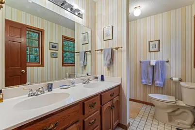 303 Hazel Street W, Stillwater, MN 55082 - Photo 27
