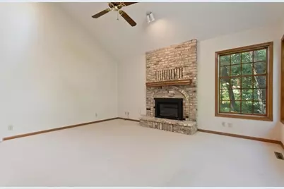 303 Hazel Street W, Stillwater, MN 55082 - Photo 5
