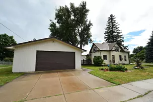 501 1st Ave SE, Pine Island, MN 55963 - Photo 1