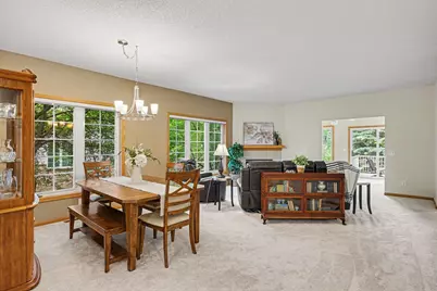 19049 Inca Avenue, Lakeville, MN 55044 - Photo 5