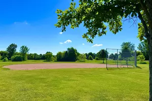 21376 Hytrail Cir, Lakeville, MN 55044 - Photo 49