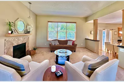 21376 Hytrail Circle, Lakeville, MN 55044 - Photo 5