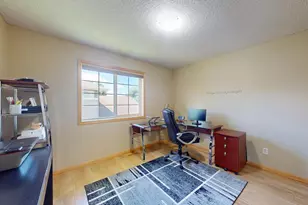 21376 Hytrail Cir, Lakeville, MN 55044 - Photo 29