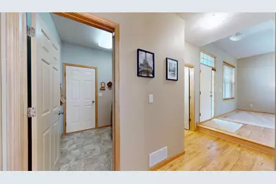 21376 Hytrail Circle, Lakeville, MN 55044 - Photo 19