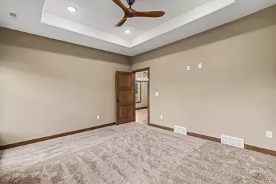 1507 Buffalo Ridge Drive, Luverne, MN 56156 - Photo 17