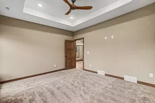 1507 Buffalo Ridge Dr, Luverne, MN 56156 - Photo 17