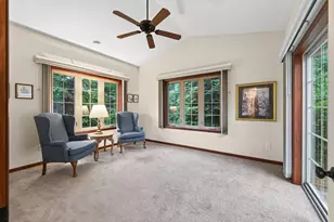 313 Summer Pl E, Maplewood, MN 55117 - Photo 9
