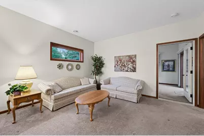 313 Summer Place E, Maplewood, MN 55117 - Photo 7