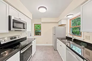 601 Iowa Ave E, Saint Paul, MN 55130 - Photo 3
