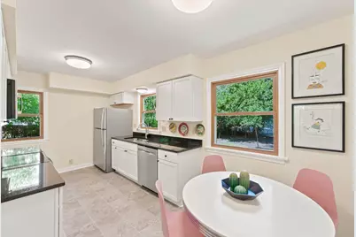 601 Iowa Avenue E, Saint Paul, MN 55130 - Photo 11