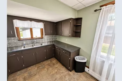 420 S Swift Avenue, Litchfield, MN 55355 - Photo 7