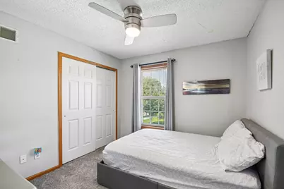 4851 Woodland Avenue, Shakopee, MN 55379 - Photo 15