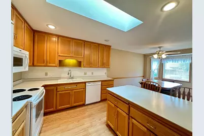 6 Oak Ridge Trail, Circle Pines, MN 55014 - Photo 5