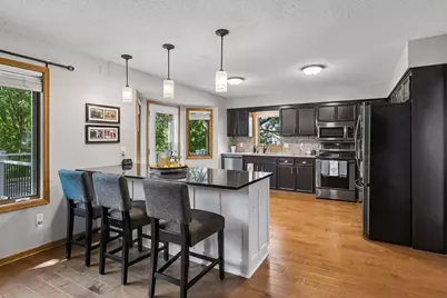 12904 Essex Way, Apple Valley, MN 55124 - Photo 11