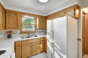 1422 10th Ave, Anoka, MN 55303 - Photo 5
