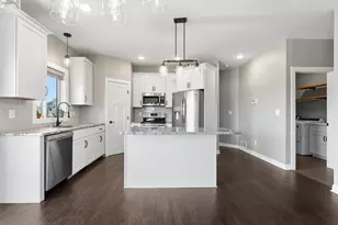 727 Towne Dr NE, Byron, MN 55920 - Photo 27