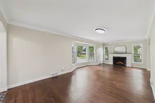 1599 Highland Pkwy, Saint Paul, MN 55116 - Photo 1