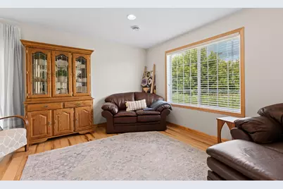 519 Pointe Court SW, Rochester, MN 55902 - Photo 7