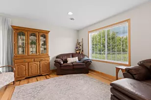 519 Pointe Ct SW, Rochester, MN 55902 - Photo 7