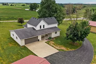 42219 Hwy 58 Blvd, Zumbrota, MN 55992 - Photo 3