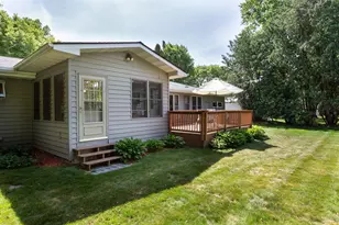 415 N 8th St, River Falls, WI 54022 - Photo 33