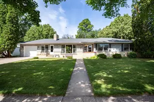 415 N 8th St, River Falls, WI 54022 - Photo 3