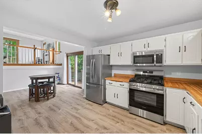 9626 Wellington Lane N, Maple Grove, MN 55369 - Photo 7