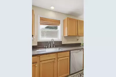 4918 Rusten Road, Eagan, MN 55122 - Photo 9