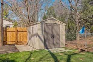 2930 Bay St, Minnetonka, MN 55391 - Photo 41