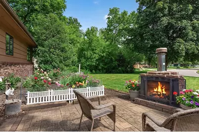 7712 Riverdale Drive N, Brooklyn Park, MN 55444 - Photo 7