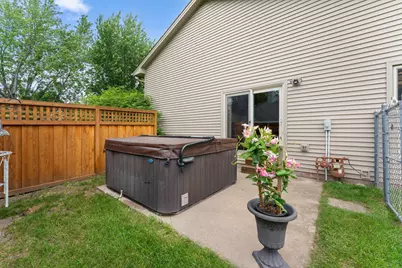 2416 95th Avenue N, Brooklyn Park, MN 55444 - Photo 31