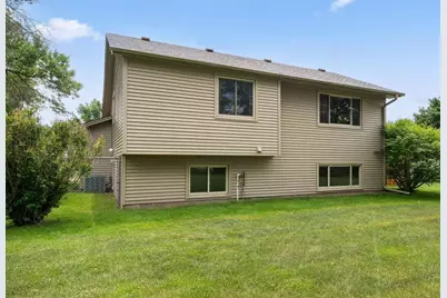 2416 95th Avenue N, Brooklyn Park, MN 55444 - Photo 35