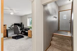 17627 Ionia Ct, Lakeville, MN 55044 - Photo 19
