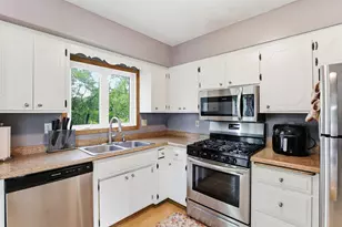 17627 Ionia Ct, Lakeville, MN 55044 - Photo 13