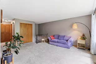 17627 Ionia Ct, Lakeville, MN 55044 - Photo 5