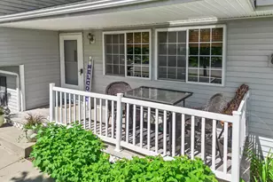504 S Maple St, Belle Plaine, MN 56011 - Photo 3