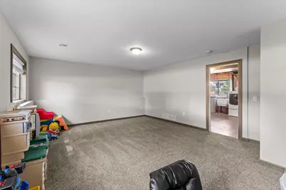 504 S Maple Street, Belle Plaine, MN 56011 - Photo 25