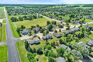504 S Maple St, Belle Plaine, MN 56011 - Photo 55
