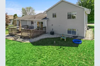 504 S Maple Street, Belle Plaine, MN 56011 - Photo 37
