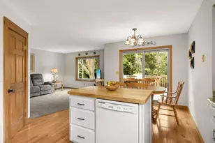 5932 Hillcrest Rd, Mound, MN 55364 - Photo 5