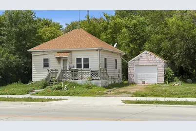 308 W College Drive, Marshall, MN 56258 - Photo 1