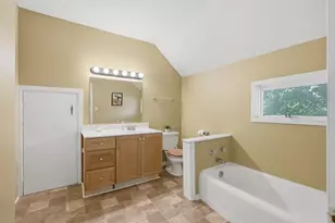 180 S Plum St, Ellsworth, WI 54011 - Photo 21