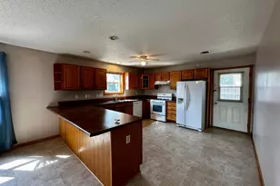 305 E Fillmore, Mabel, MN 55954 - Photo 9