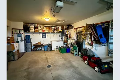 305 E Fillmore, Mabel, MN 55954 - Photo 17