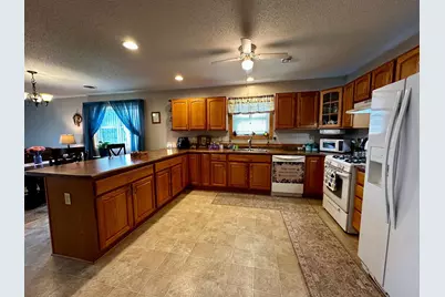 305 E Fillmore, Mabel, MN 55954 - Photo 7
