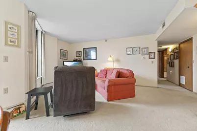 6615 Lake Shore Drive S #1009, Richfield, MN 55423 - Photo 5