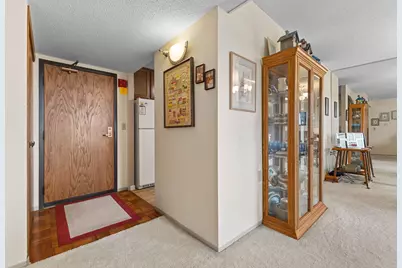 6615 Lake Shore Drive S #1009, Richfield, MN 55423 - Photo 9