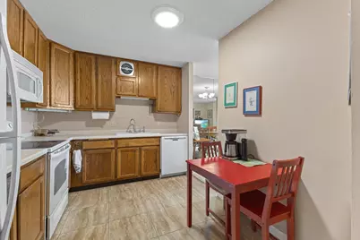 6615 Lake Shore Drive S #1009, Richfield, MN 55423 - Photo 21