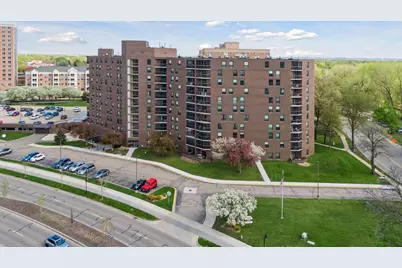 6615 Lake Shore Drive S #1009, Richfield, MN 55423 - Photo 1